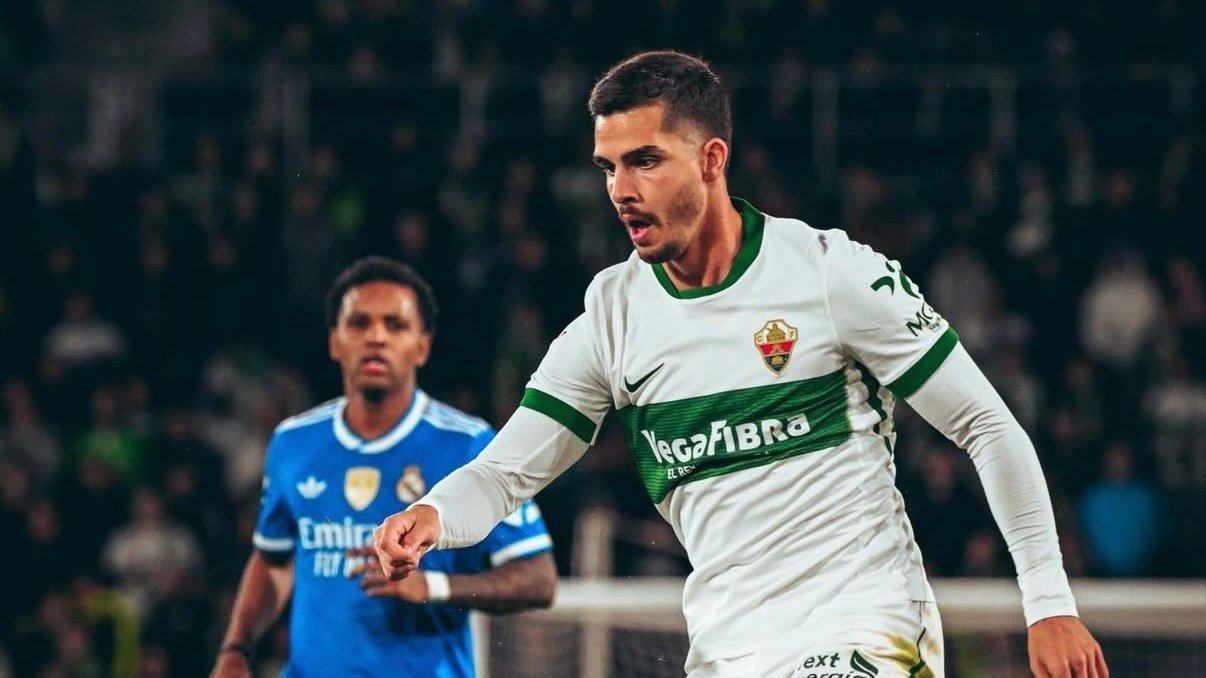 El Elche demuestra carácter y rasca un punto ante el Real Madrid